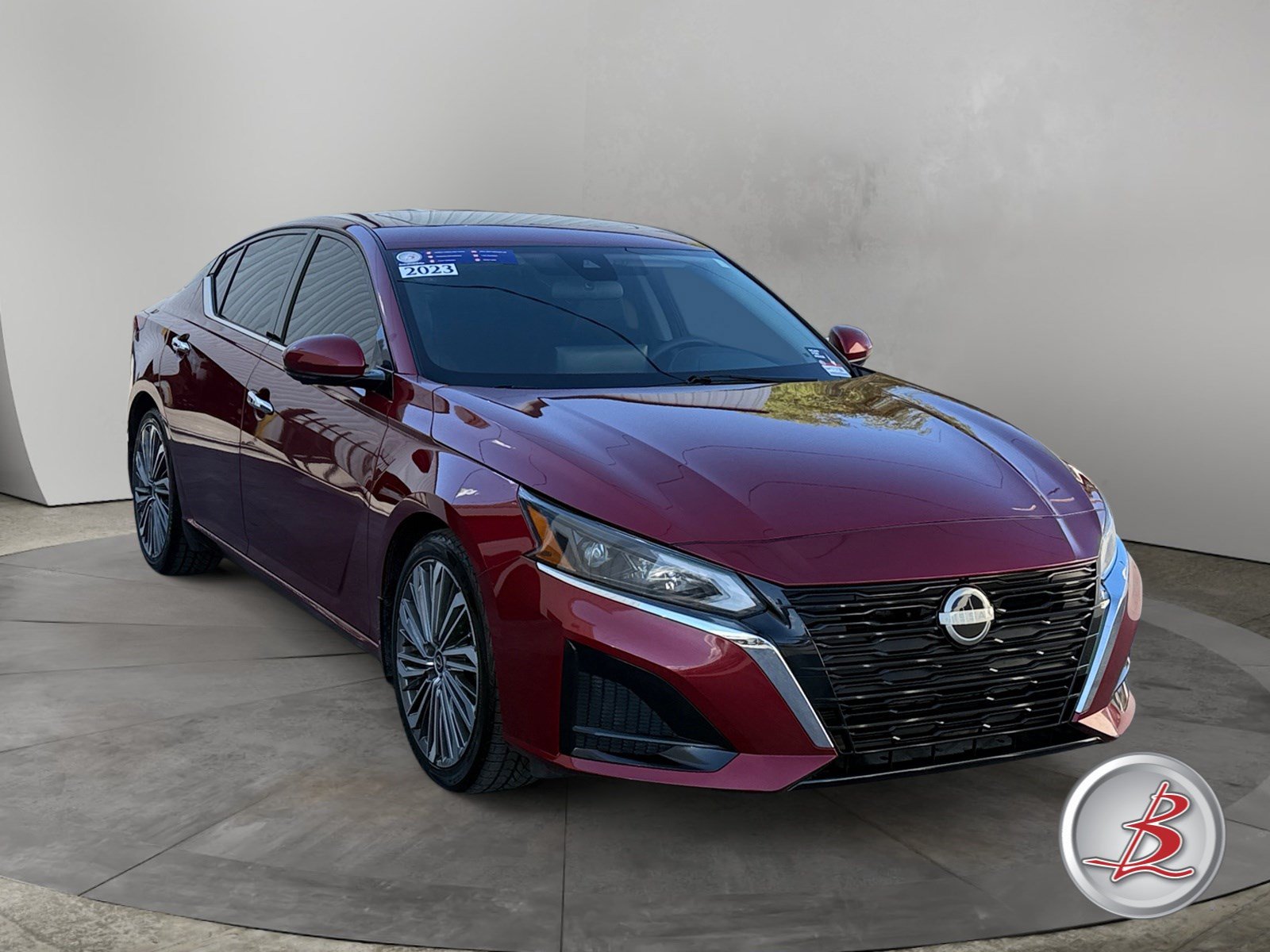 Used 2023 Nissan Altima 2.5 SL Sedan