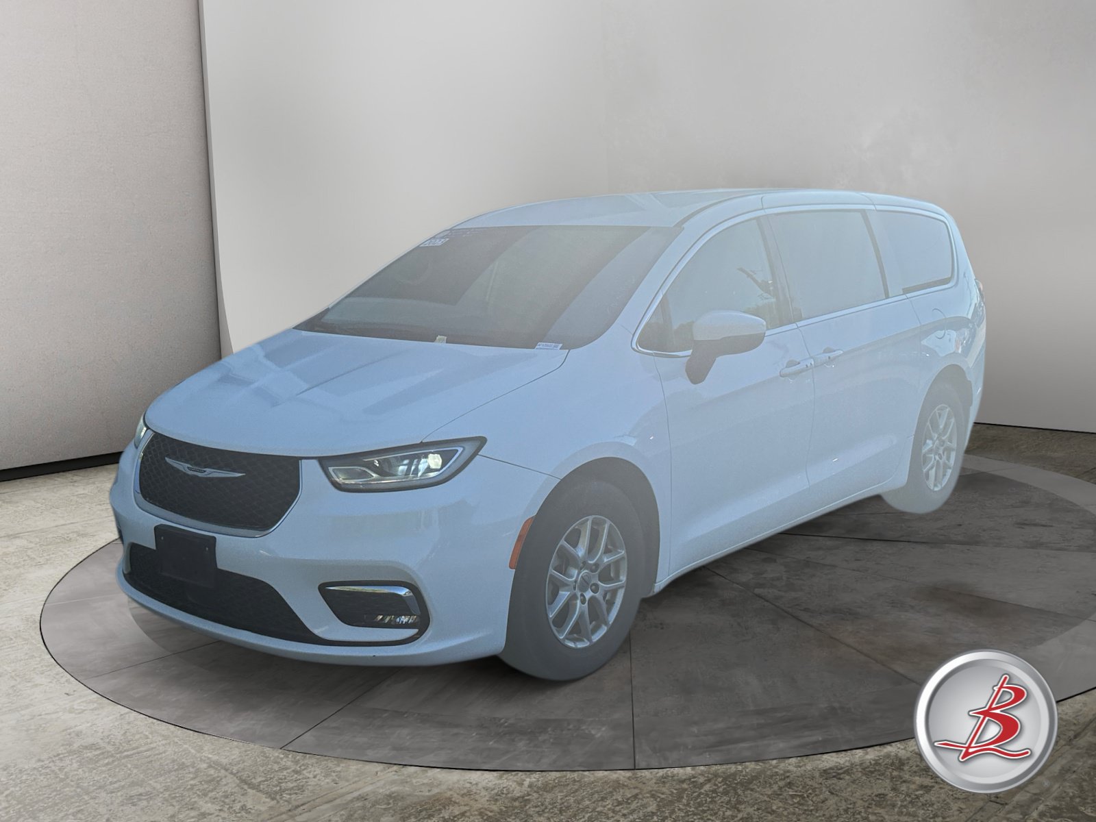 Used 2023 Chrysler Pacifica Touring L Van Passenger Van