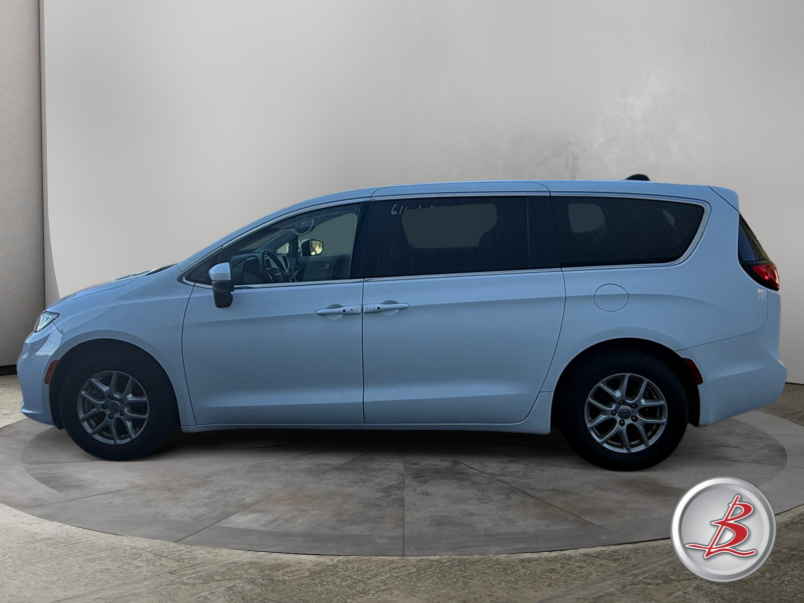 Used 2023 Chrysler Pacifica Touring L Van Passenger Van