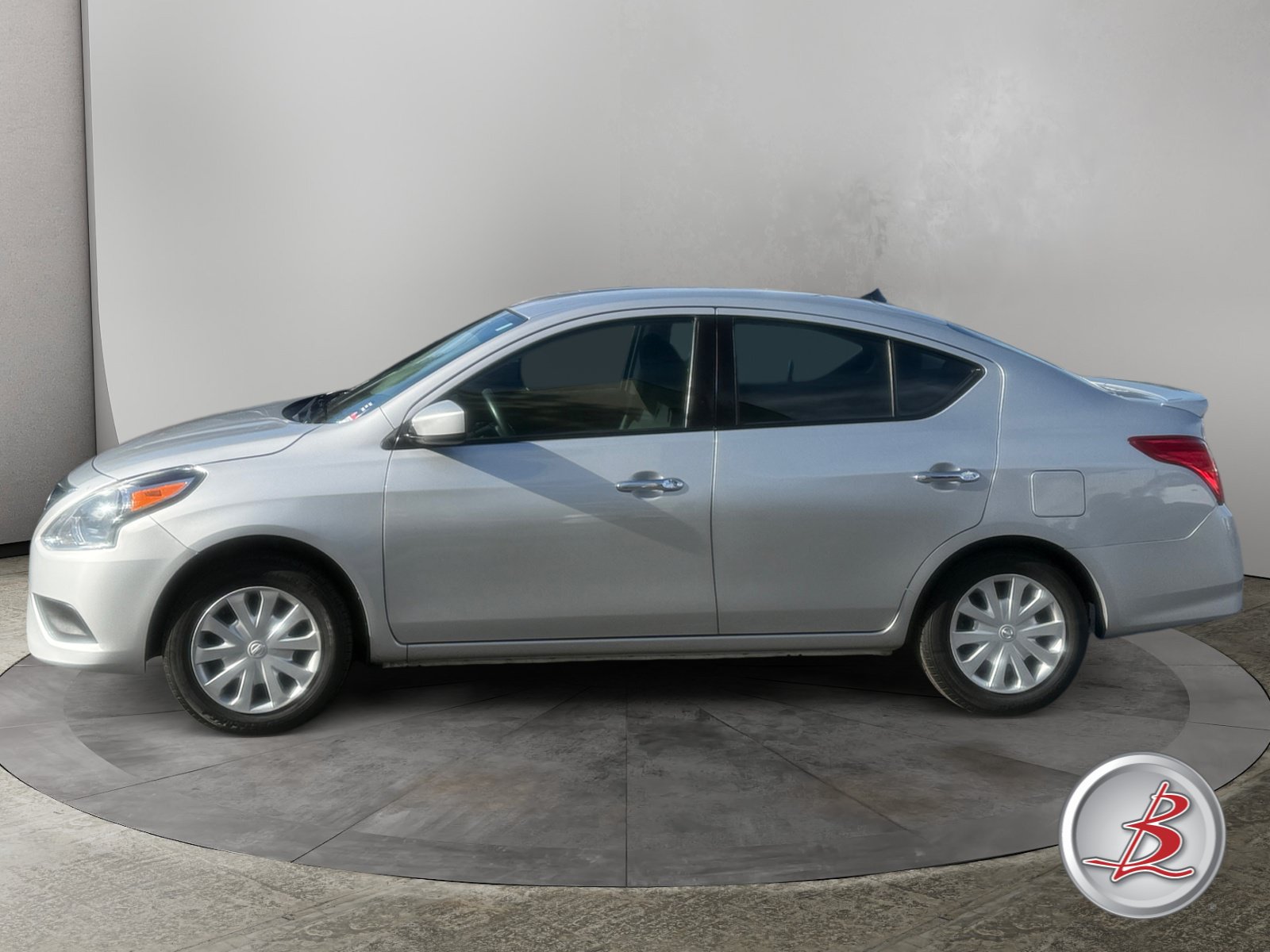 Used 2019 Nissan Versa 1.6 SV Sedan