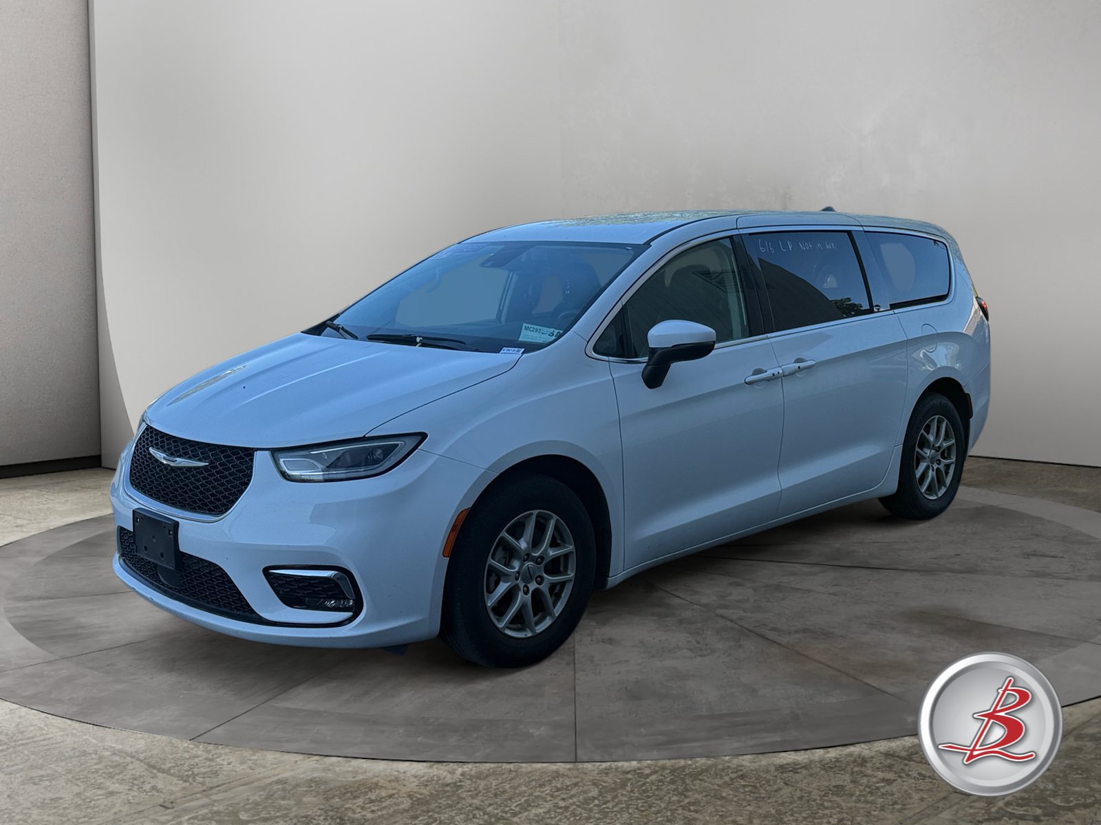 Used 2023 Chrysler Pacifica Touring L Van Passenger Van