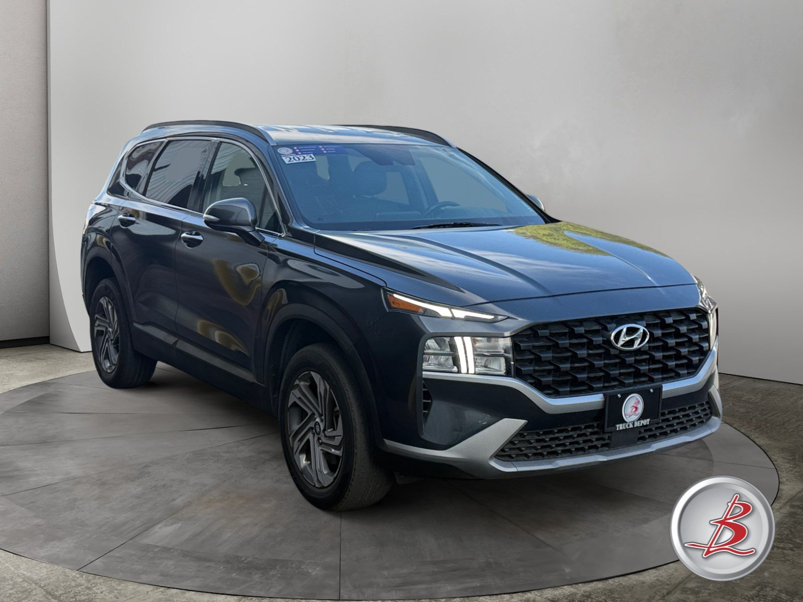 Used 2023 Hyundai Santa Fe SEL SUV
