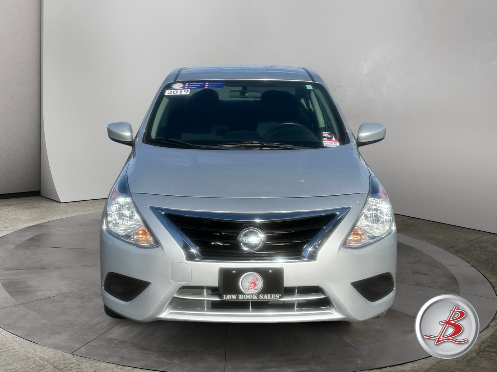 Used 2019 Nissan Versa 1.6 SV Sedan