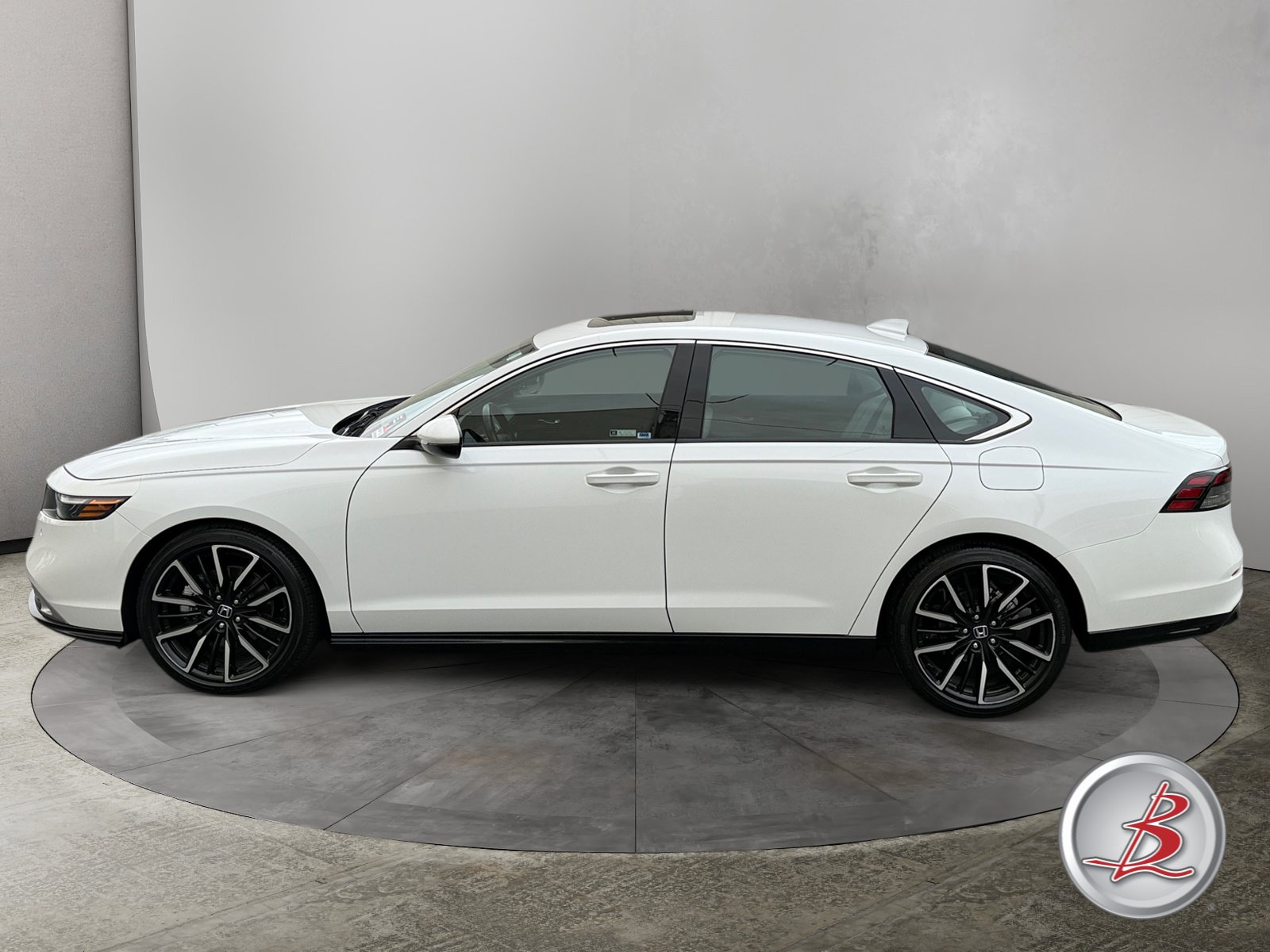Used 2024 Honda Accord Hybrid Touring Sedan