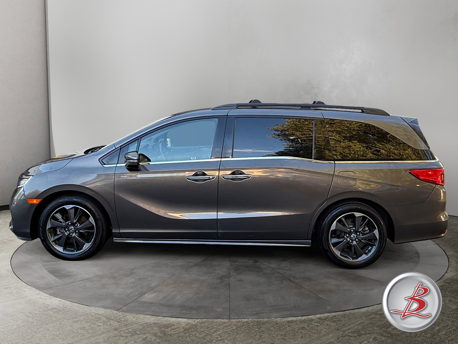 Used 2023 Honda Odyssey Elite Van