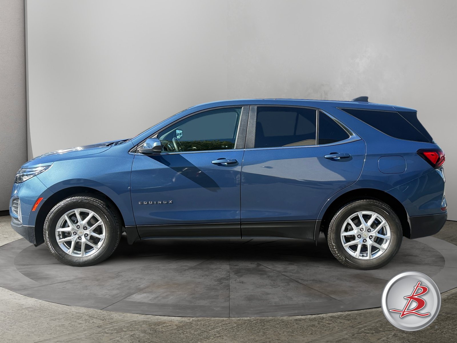 Used 2024 Chevrolet Equinox LT w/2FL SUV