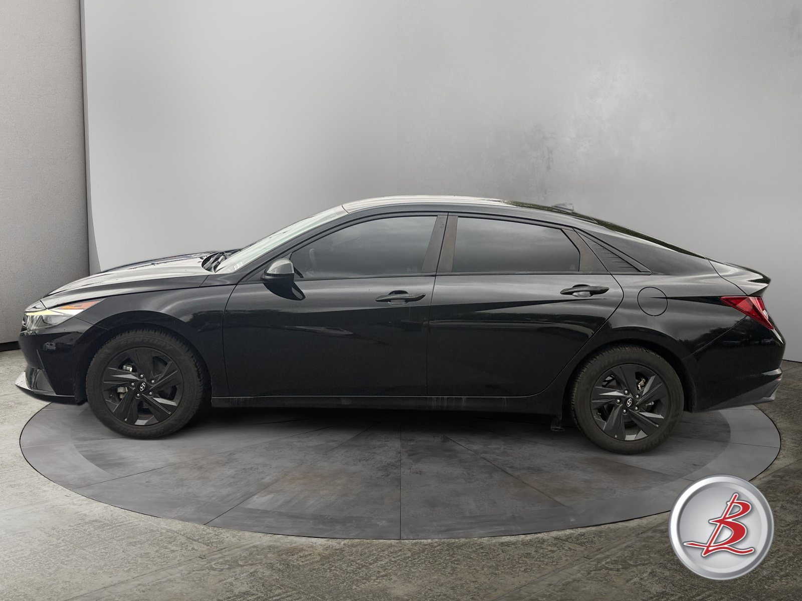 Used 2022 Hyundai Elantra SEL Sedan