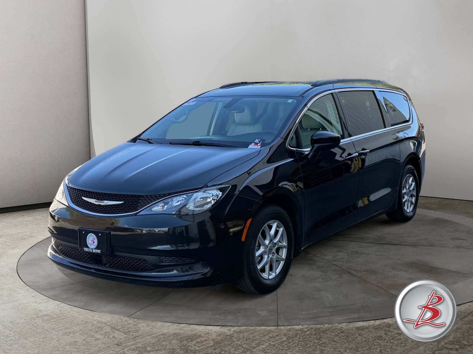 Used 2021 Chrysler Voyager LXI Van Passenger Van