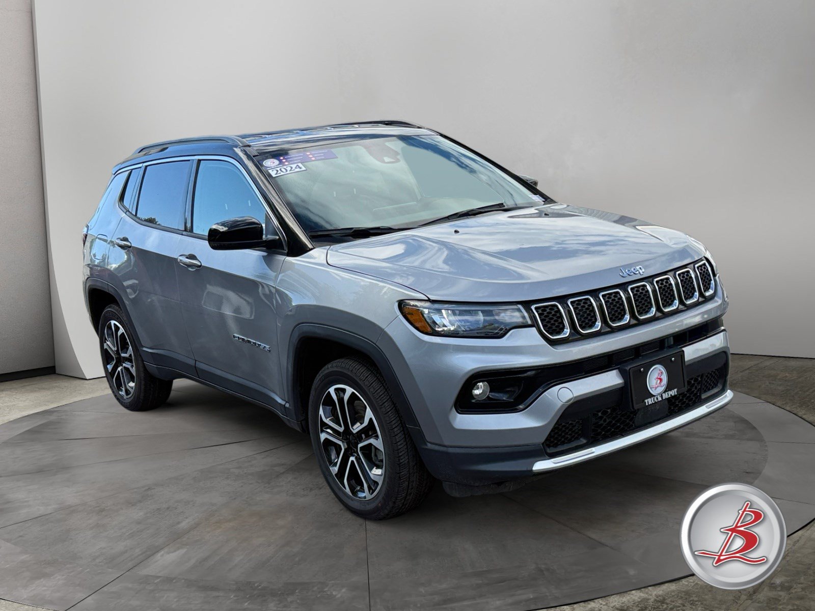 Used 2024 Jeep Compass Limited SUV