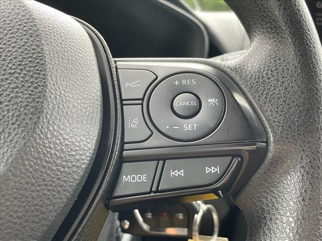 2023 Toyota RAV4 LE - Photo 23