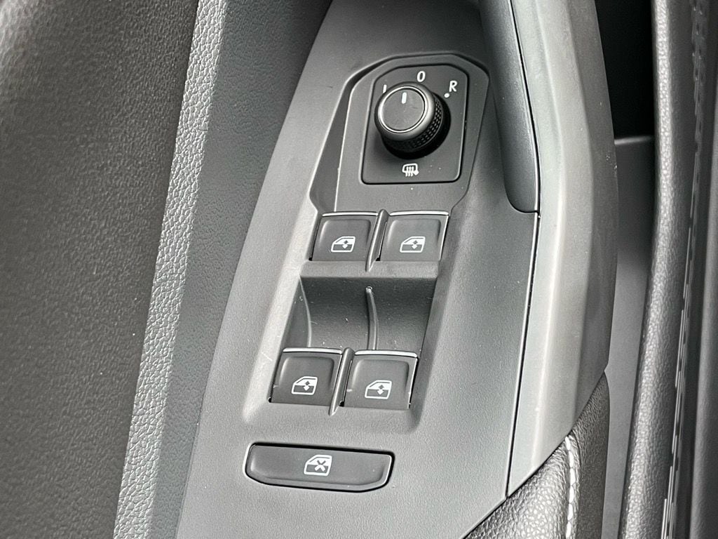 2026 Volkswagen Jetta Sport - Photo 18
