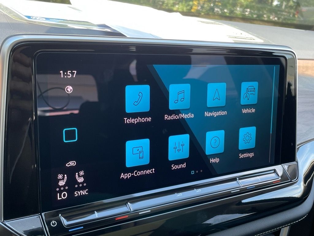 2026 Volkswagen Atlas SE w/Tech - Photo 7