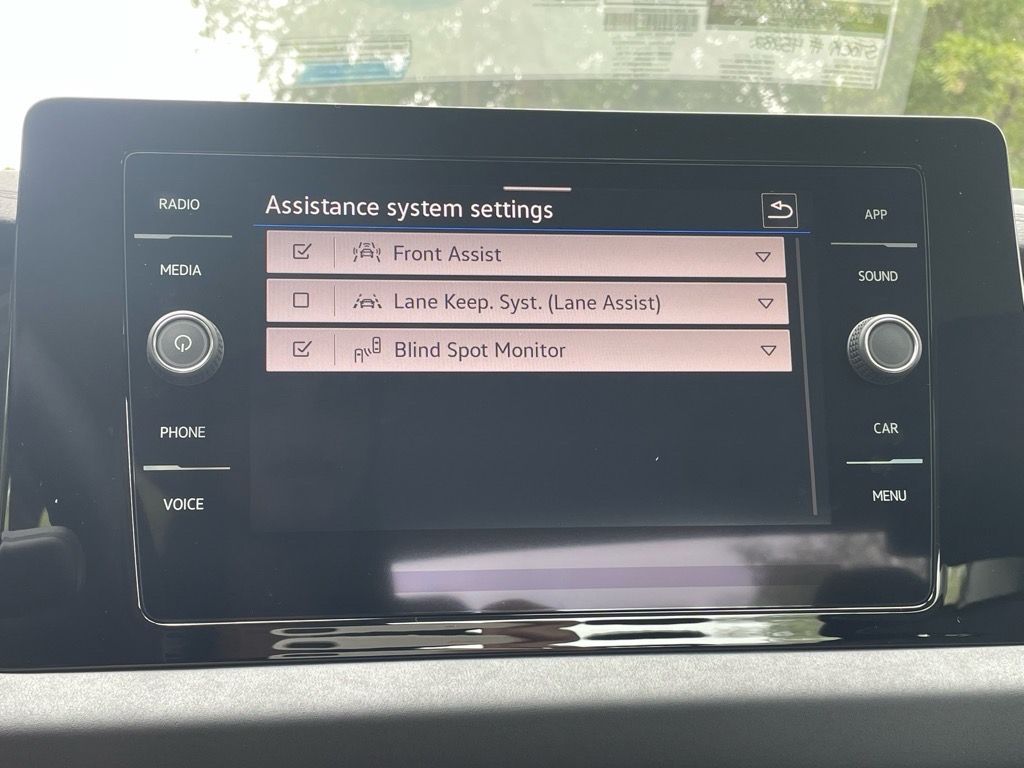 2025 Volkswagen Jetta SE - Photo 12