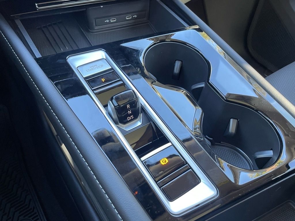 2026 Volkswagen Atlas SE w/Tech - Photo 16
