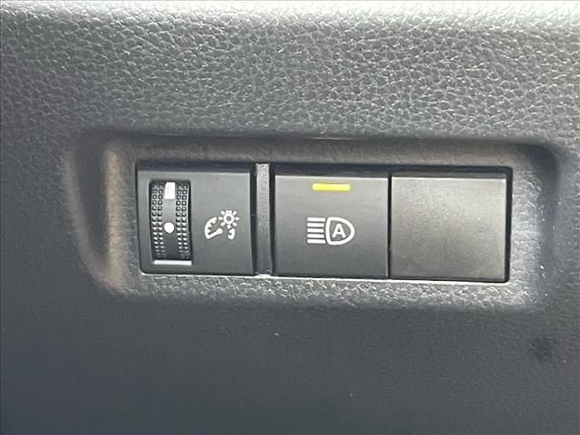 2023 Toyota RAV4 LE - Photo 15