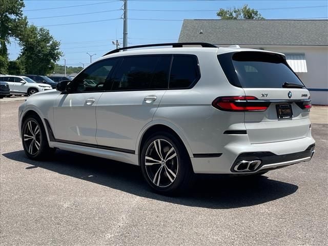 2024 BMW X7 M60i - Photo 27
