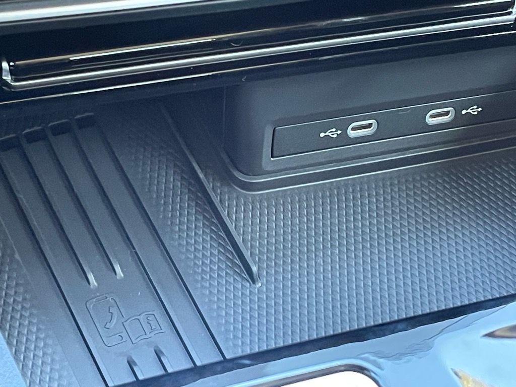 2026 Volkswagen Atlas SE w/Tech - Photo 15