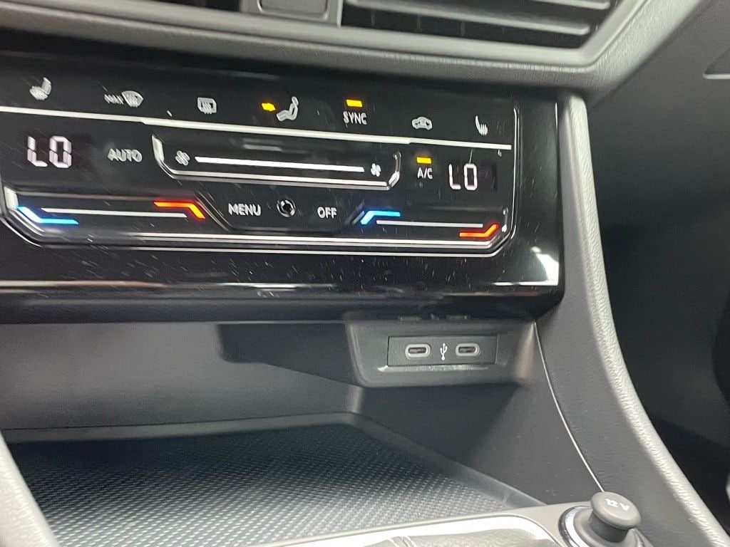 2026 Volkswagen Jetta Sport - Photo 14