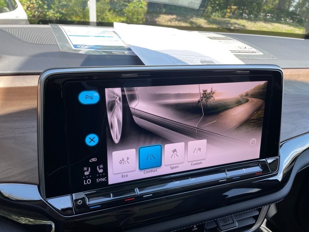 2026 Volkswagen Atlas SE w/Tech - Photo 19