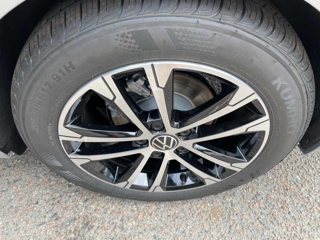 2026 Volkswagen Jetta Sport - Photo 22