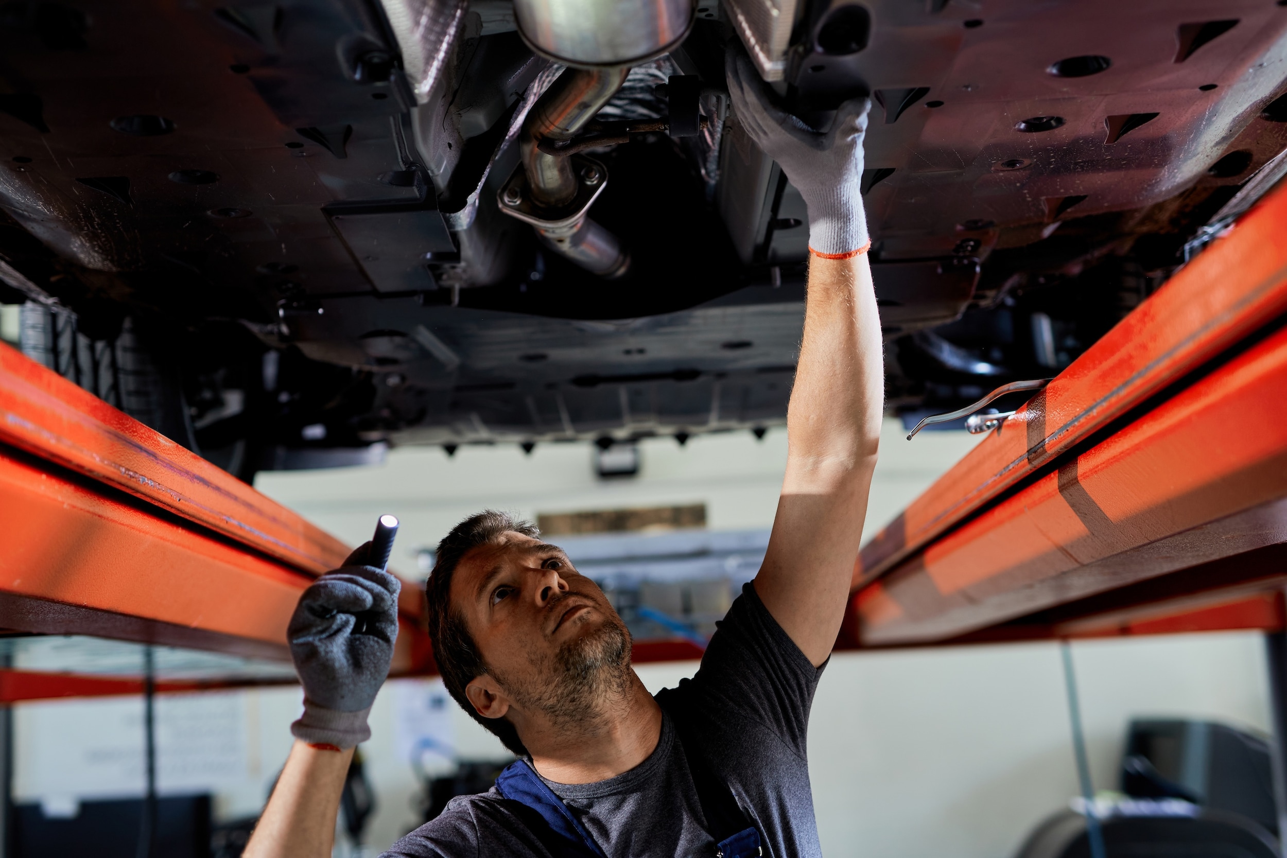 Volkswagen transmission service at Low Country Volkswagen in Mount Pleasant, SC