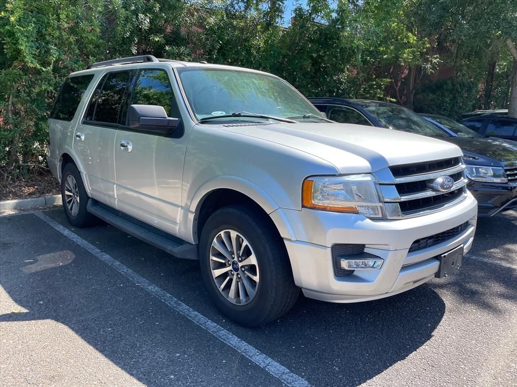 2017 Ford Expedition XLT's photo