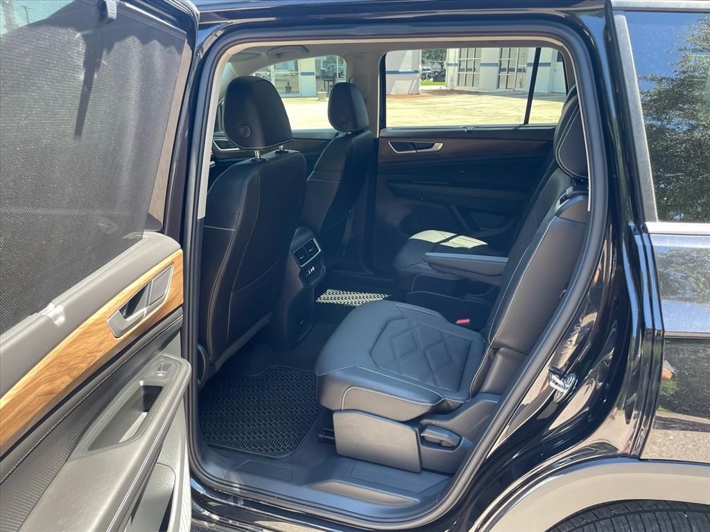 2026 Volkswagen Atlas SE w/Tech - Photo 19