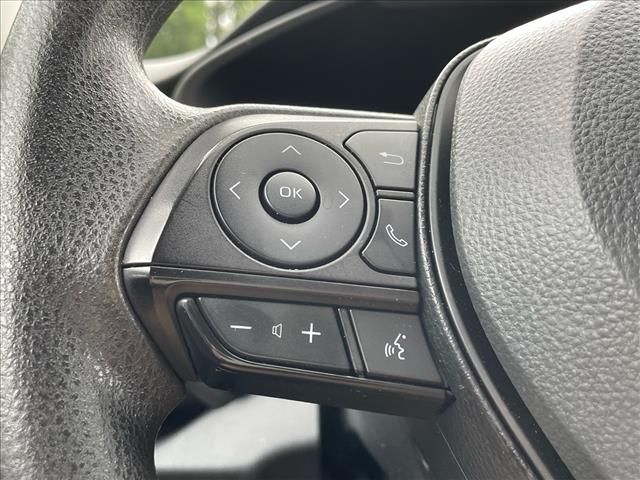 2023 Toyota RAV4 LE - Photo 22