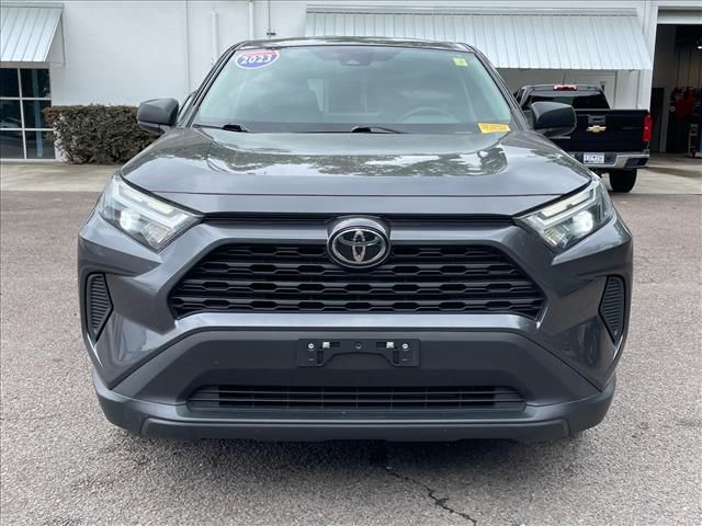 2023 Toyota RAV4 LE - Photo 30