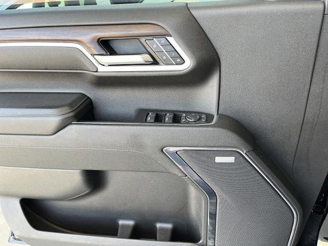 2023 GMC Sierra 1500 SLT - Photo 28
