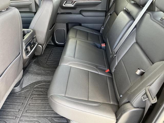 2023 GMC Sierra 1500 SLT - Photo 13