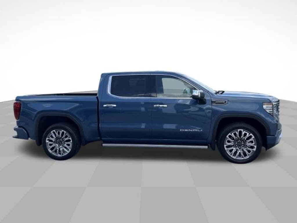 Used 2025 GMC Sierra 1500 Denali Ultimate Crew Cab Short Bed Truck