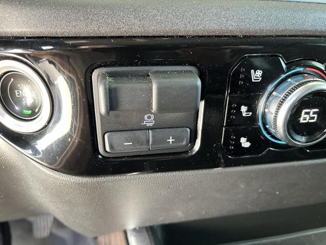 2023 GMC Sierra 1500 SLT - Photo 23