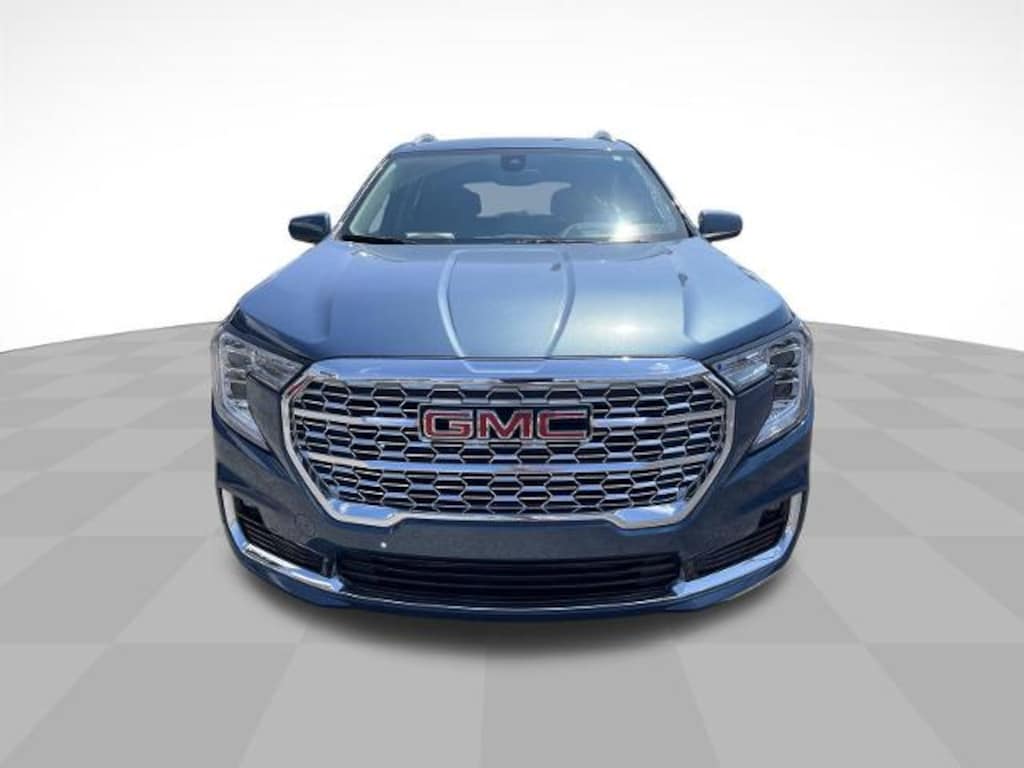 Used 2024 GMC Terrain Denali SUV