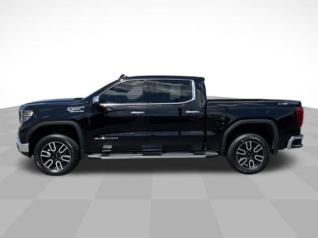 2023 GMC Sierra 1500 SLT - Photo 8