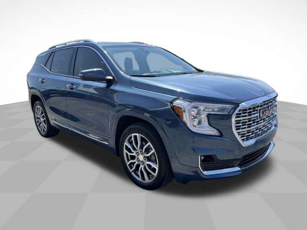 Used 2024 GMC Terrain Denali SUV