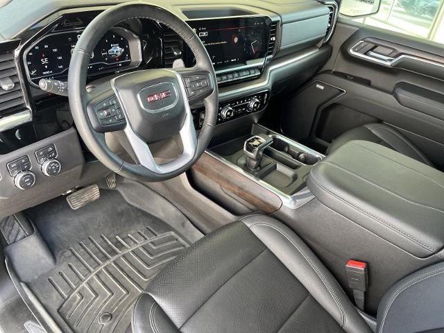 2023 GMC Sierra 1500 SLT - Photo 10