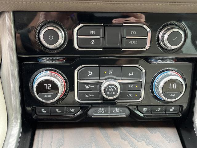 2022 GMC Yukon Denali - Photo 18