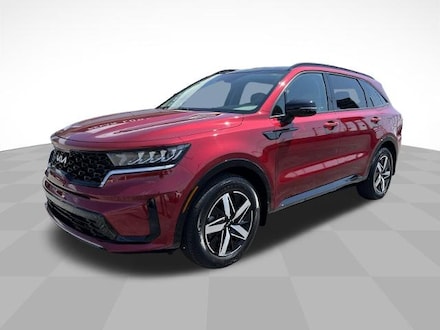 2023 Kia Sorento S SUV