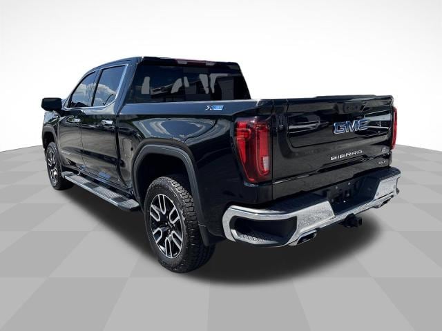 2023 GMC Sierra 1500 SLT - Photo 7
