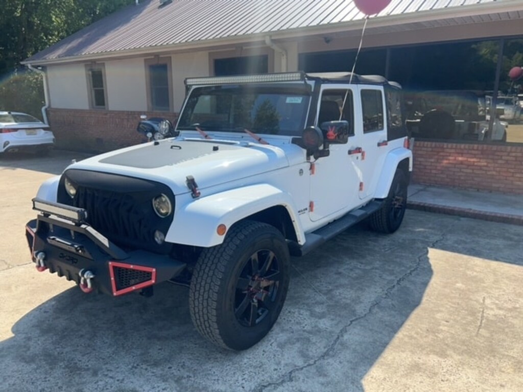Used 2014 Jeep Wrangler Unlimited For Sale at Lowery Brothers Motors