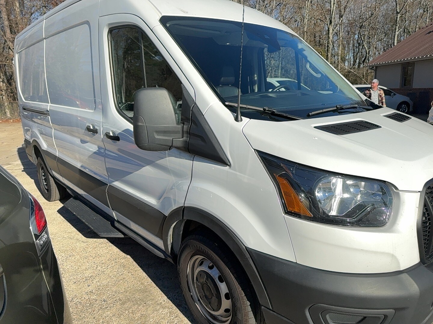 2023 Ford Transit photo 3