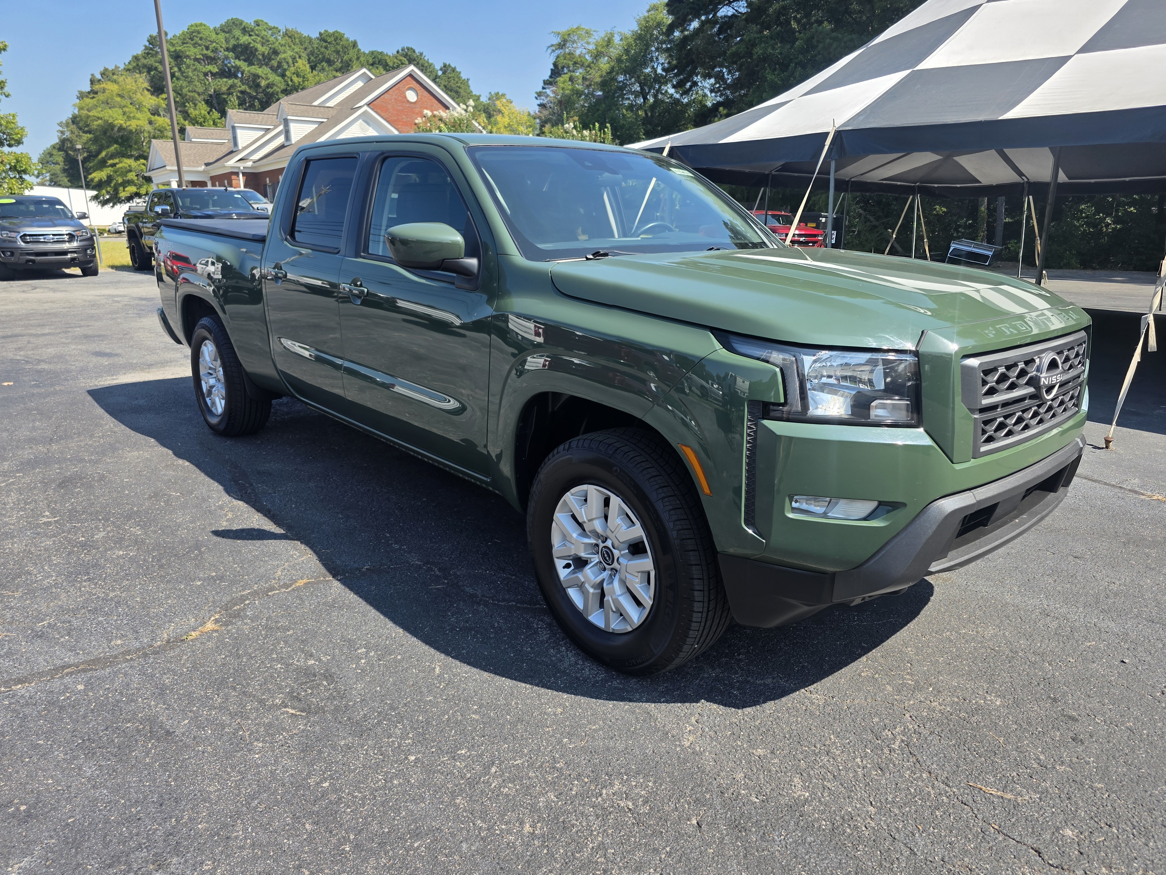 Used 2023 Nissan Frontier SV Truck Crew Cab