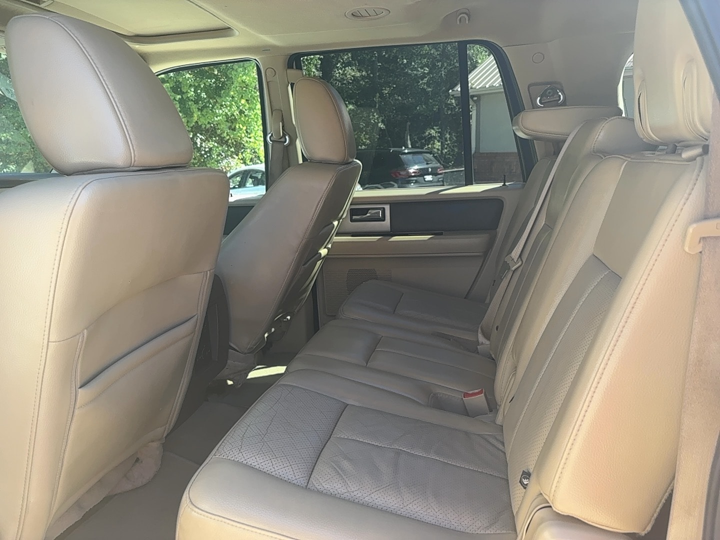 2013 Ford Expedition XLT - Photo 12
