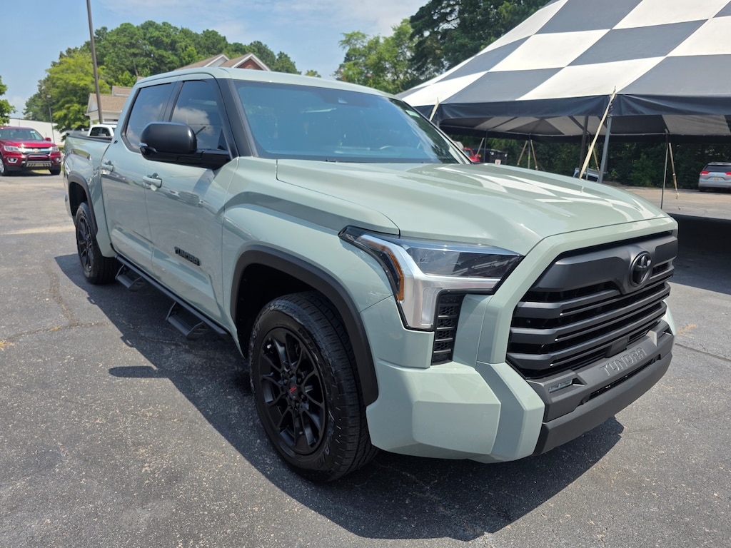 Used 2025 Toyota Tundra SR5 Truck CrewMax