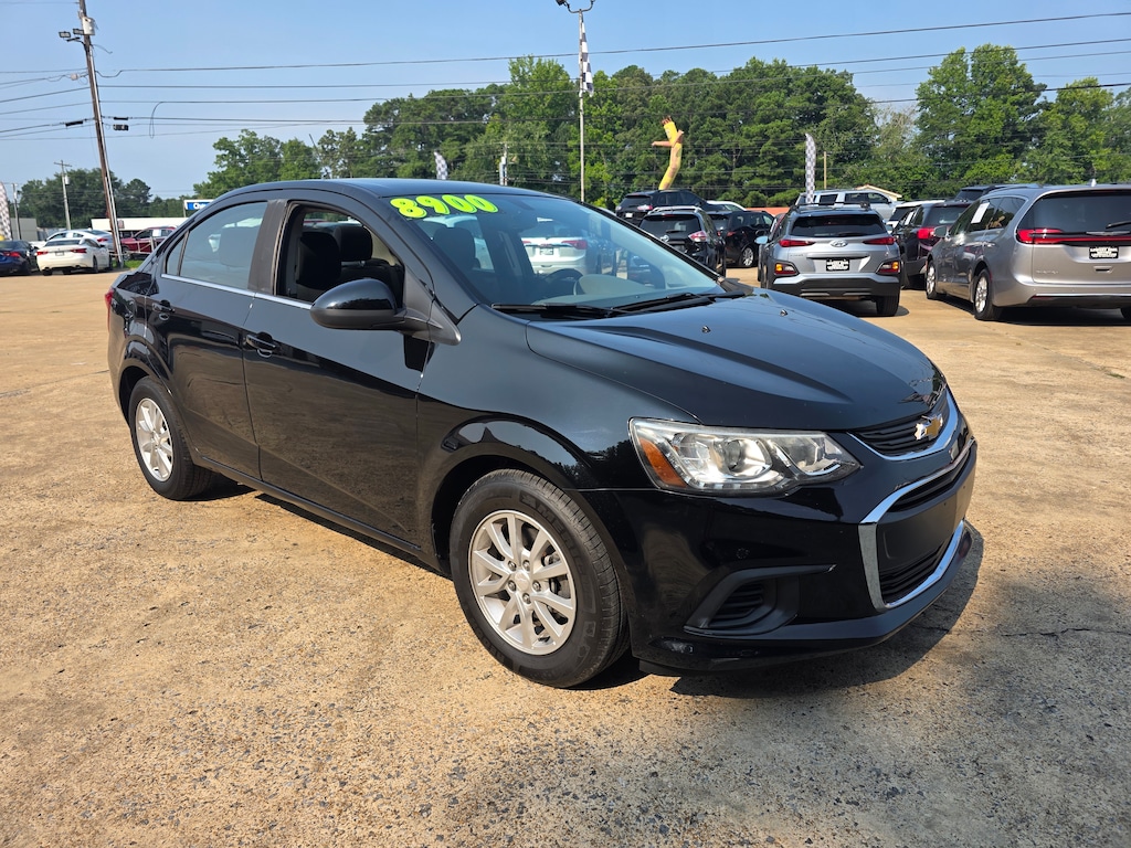 Used 2018 Chevrolet Sonic LT Auto Sedan