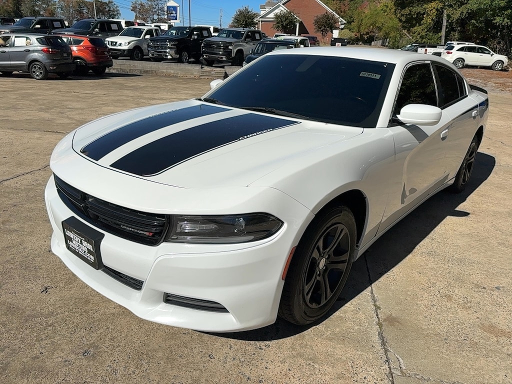 Used 2022 Dodge Charger SXT Sedan