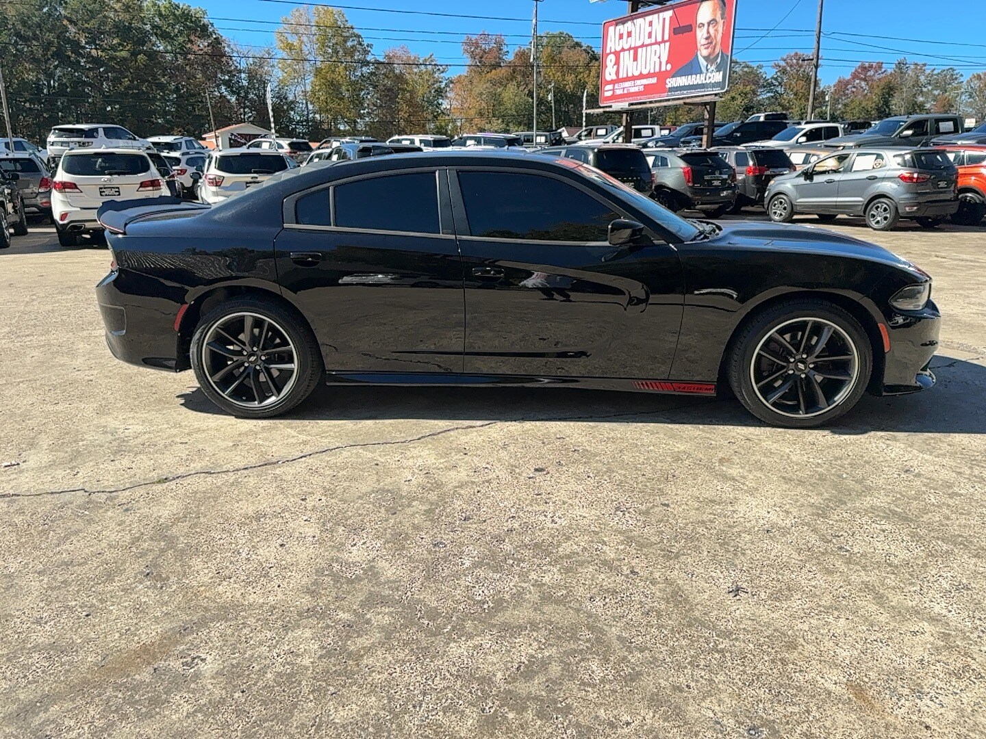 2019 Dodge Charger R/T photo 4