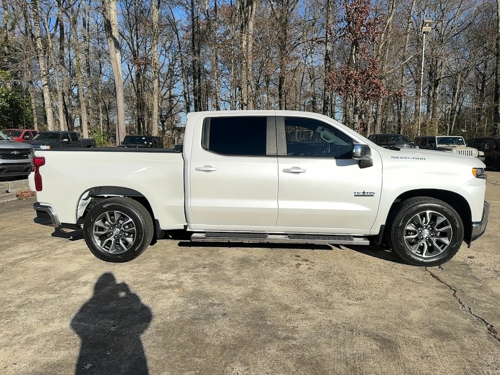 Used 2020 Chevrolet Silverado 1500 LT Truck Crew Cab