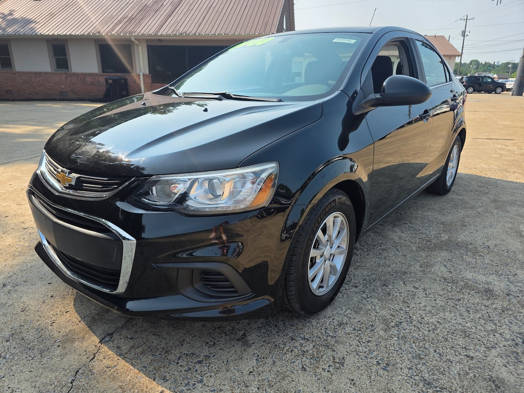 Used 2018 Chevrolet Sonic LT Auto Sedan